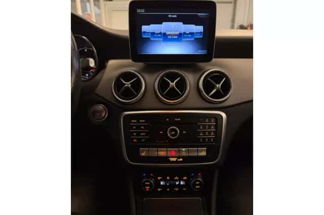 Mercedes-Benz CLA-Klasse (2019) thumbnail 5