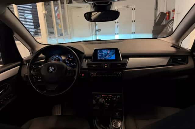 BMW 2-Serie Active Tourer (2018) thumbnail 3