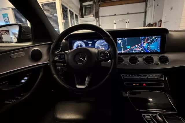 Mercedes-Benz E-Klasse (2017) thumbnail 4