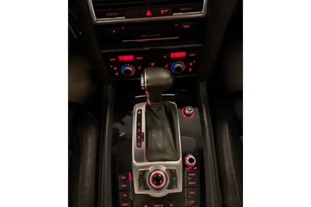 Audi Q7 (2013) thumbnail 5