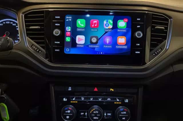 Volkswagen T-Roc (2019) thumbnail 6