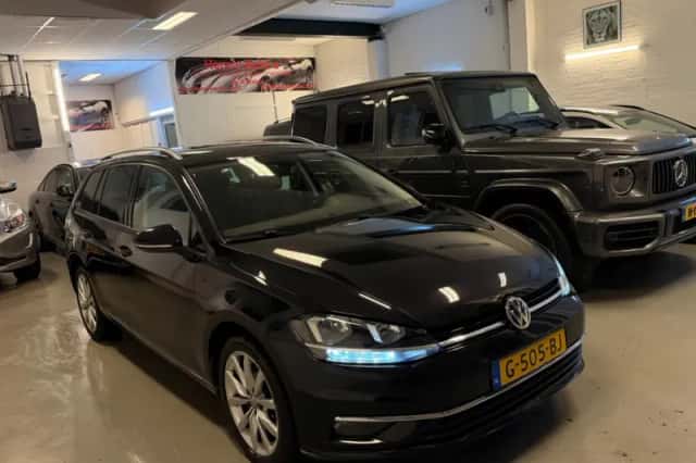 Volkswagen Golf (2019) thumbnail 1
