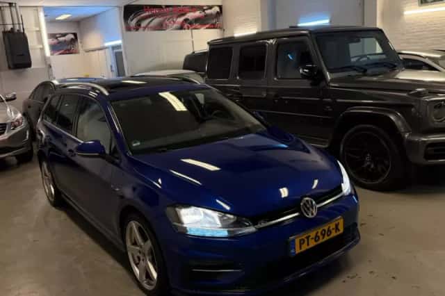 Volkswagen Golf (2017) thumbnail 1