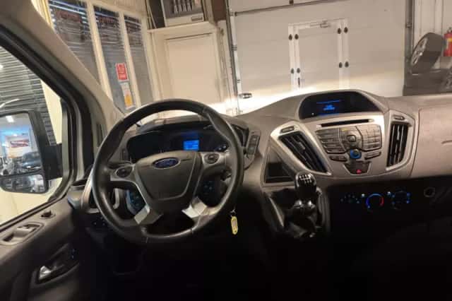 Ford Transit Custom (2014) thumbnail 4