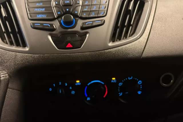 Ford Transit Custom (2014) thumbnail 6