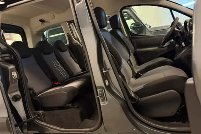 Peugeot Partner (2013) thumbnail 6