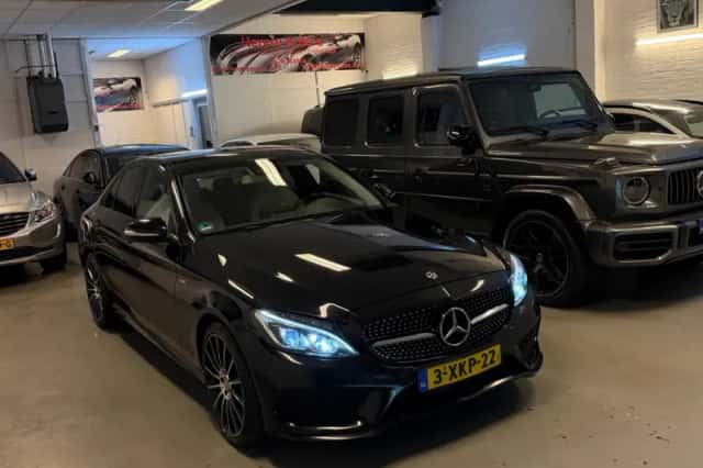Mercedes-Benz C-Klasse (2014) thumbnail 1