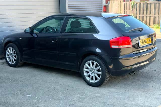 Audi A3 (2004) thumbnail 4