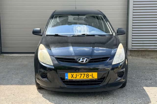 Hyundai i20 (2011) thumbnail 2