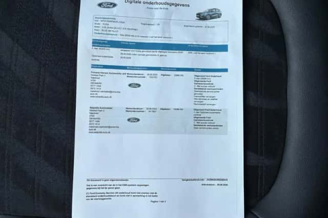 Ford Kuga (2023) thumbnail 5