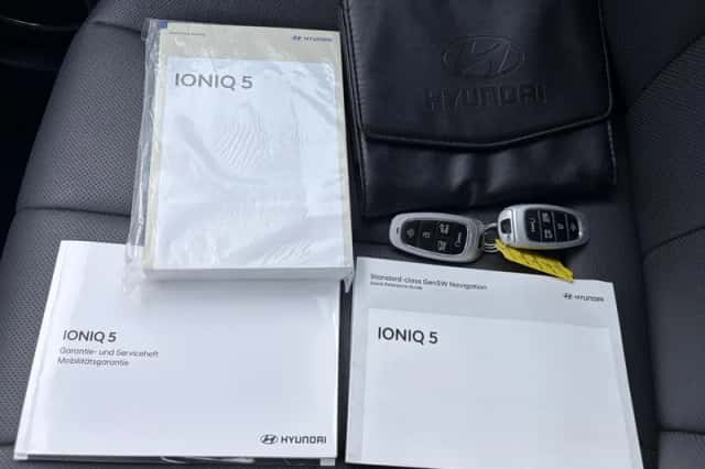 Hyundai Ioniq 5 (2023) thumbnail 6