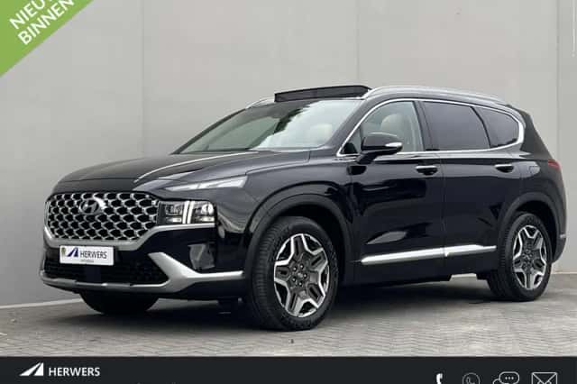 Hyundai Santa Fe (2022) thumbnail 1