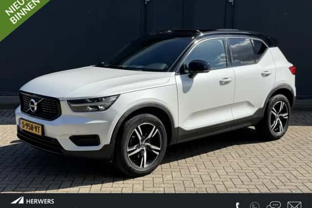 Volvo XC40 (2020) thumbnail 1