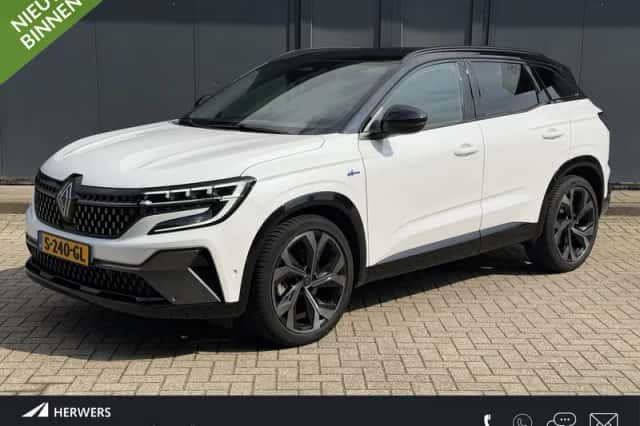 Renault Austral (2023) thumbnail 1
