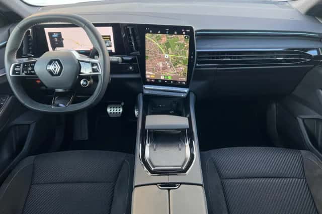 Renault Austral (2023) thumbnail 2