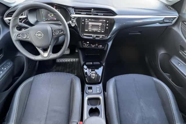 Opel Corsa-e (2023) thumbnail 2
