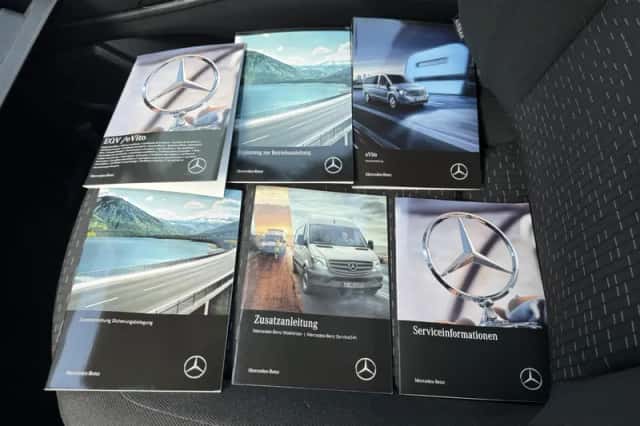 Mercedes-Benz eVito (2023) thumbnail 5