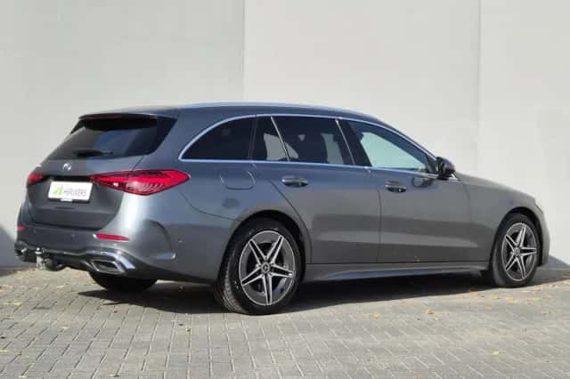 Mercedes-Benz C-Klasse (2023) thumbnail 3