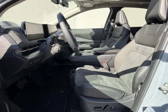 Nissan Ariya (2026) thumbnail 6