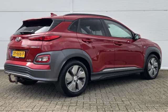 Hyundai Kona (2019) thumbnail 3