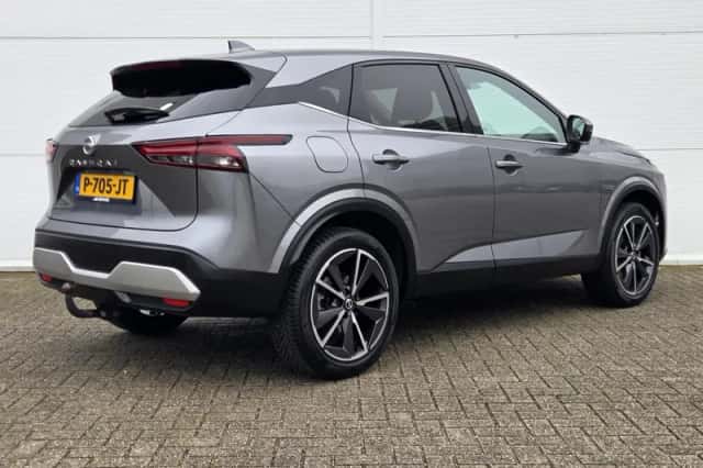 Nissan Qashqai (2022) thumbnail 3