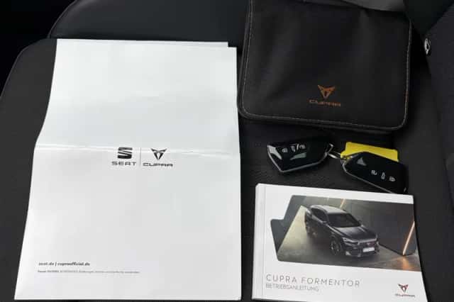 CUPRA Formentor (2023) thumbnail 5