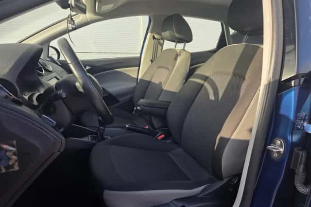 SEAT Ibiza (2016) thumbnail 6