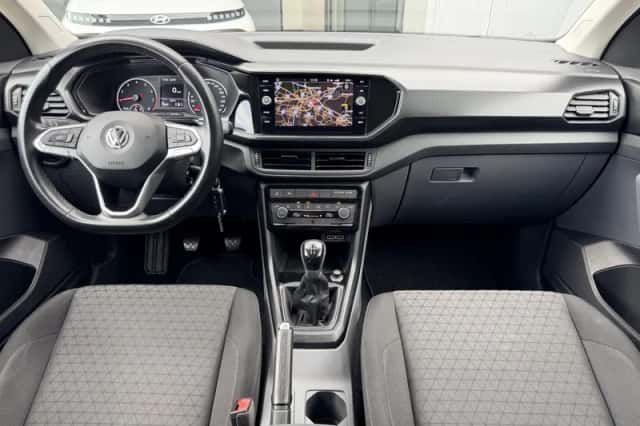 Volkswagen T-Cross (2020) thumbnail 2