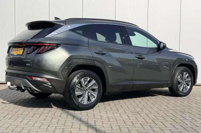 Hyundai Tucson (2023) thumbnail 3