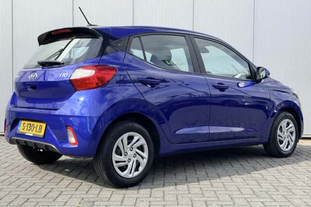 Hyundai i10 (2023) thumbnail 3