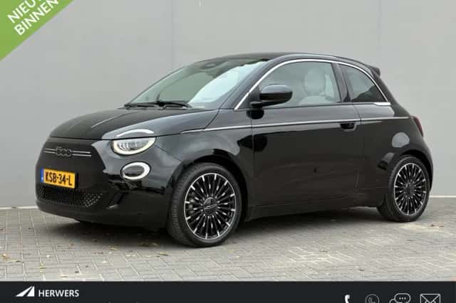 Fiat 500 (2024) thumbnail 1