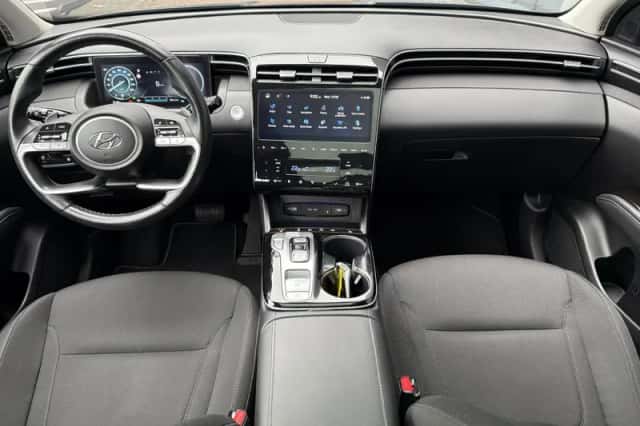 Hyundai Tucson (2021) thumbnail 2