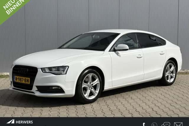 Audi A5 (2016) thumbnail 1