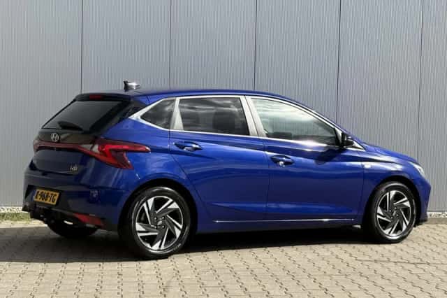 Hyundai i20 (2021) thumbnail 3