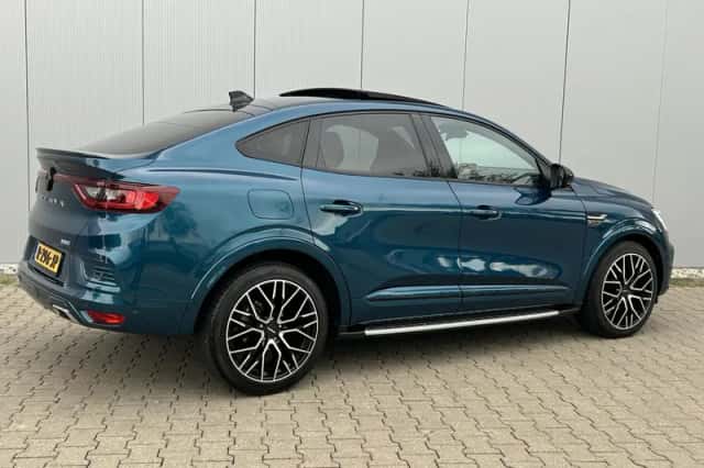 Renault Arkana (2022) thumbnail 3