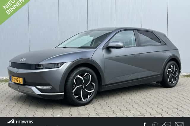Hyundai Ioniq 5 (2023) thumbnail 1