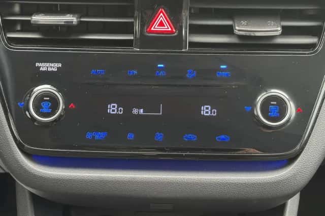 Hyundai Ioniq (2021) thumbnail 5