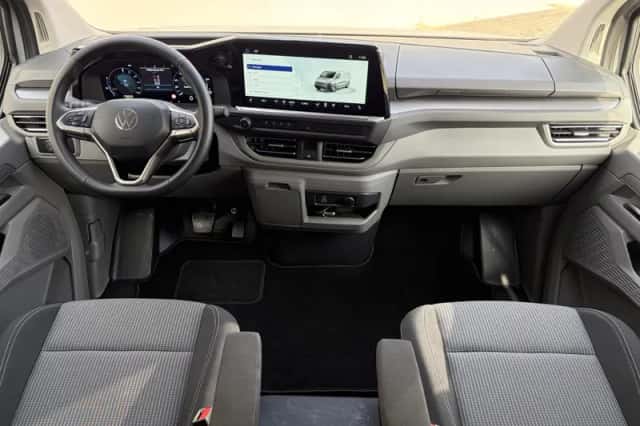 Volkswagen e-Transporter (2025) thumbnail 2