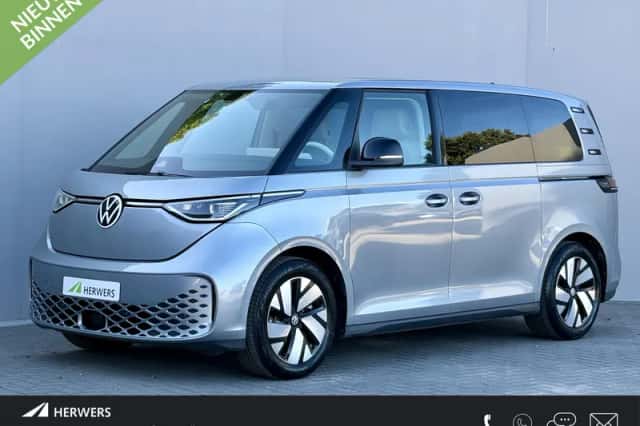 Volkswagen ID. Buzz (2024) thumbnail 1