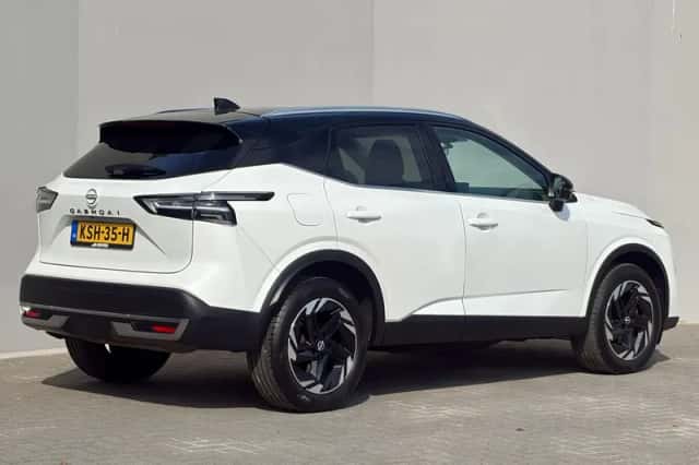Nissan Qashqai (2024) thumbnail 3