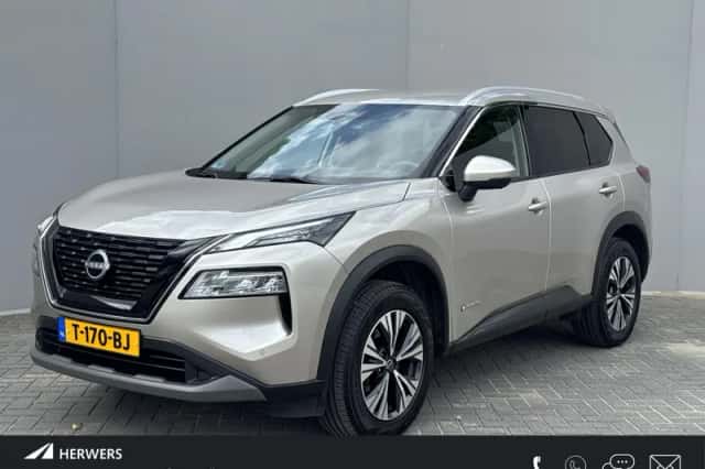 Nissan X-Trail (2023) thumbnail 1