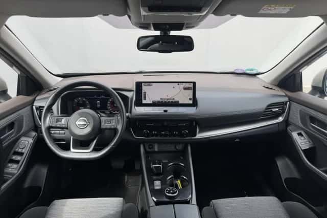 Nissan X-Trail (2023) thumbnail 2