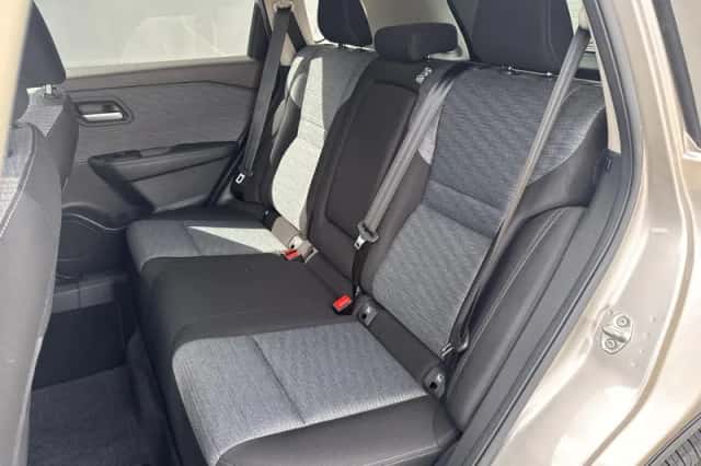 Nissan X-Trail (2023) thumbnail 6