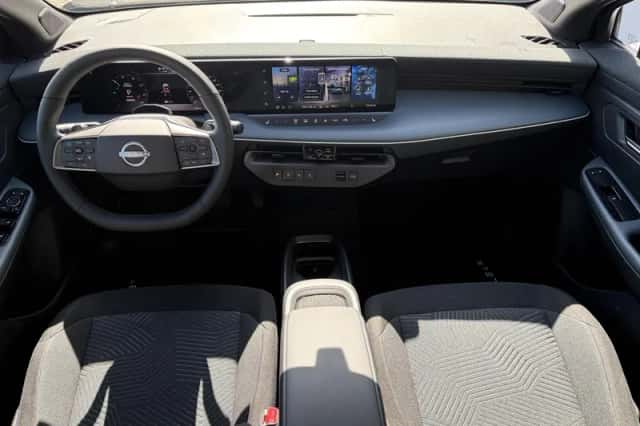 Nissan Leaf (2026) thumbnail 2
