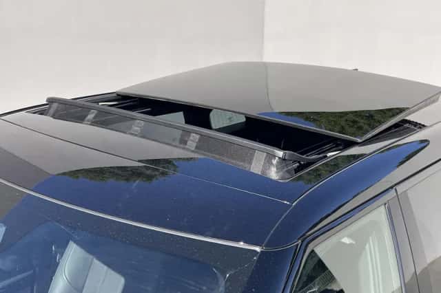 Land Rover Range Rover Evoque (2023) thumbnail 5