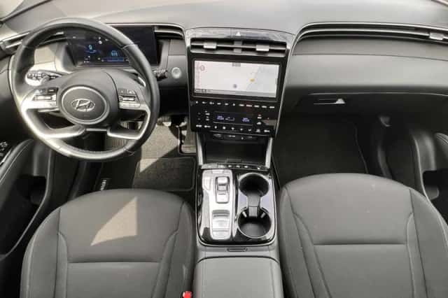 Hyundai Tucson (2024) thumbnail 2