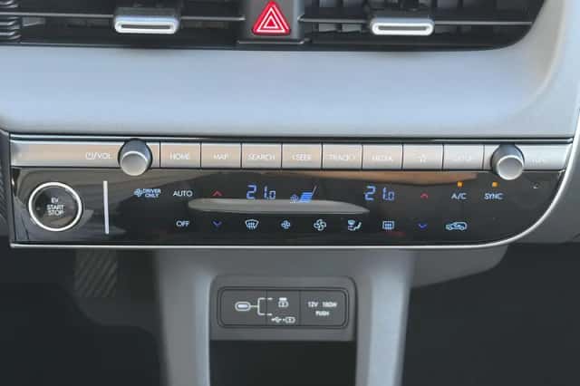 Hyundai Ioniq 5 (2025) thumbnail 5