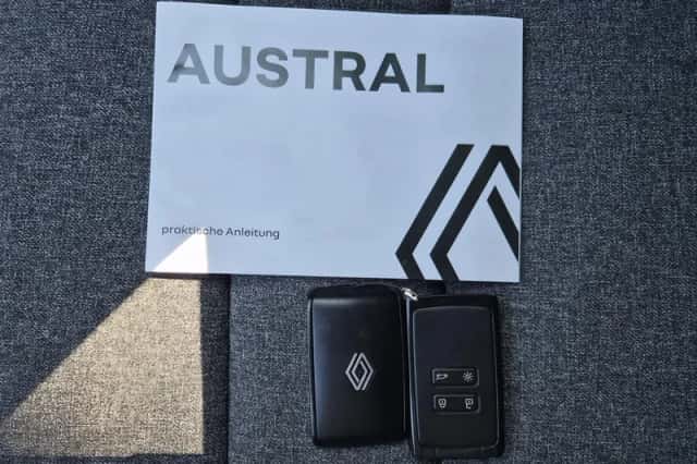Renault Austral (2025) thumbnail 6