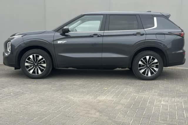 Mitsubishi Outlander (2026) thumbnail 6