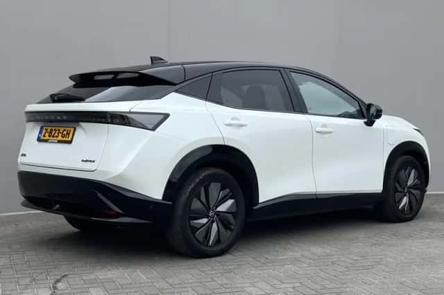 Nissan Ariya (2024) thumbnail 3